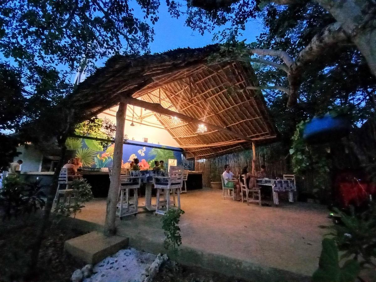Watamu Beach Cottages B&B エクステリア 写真