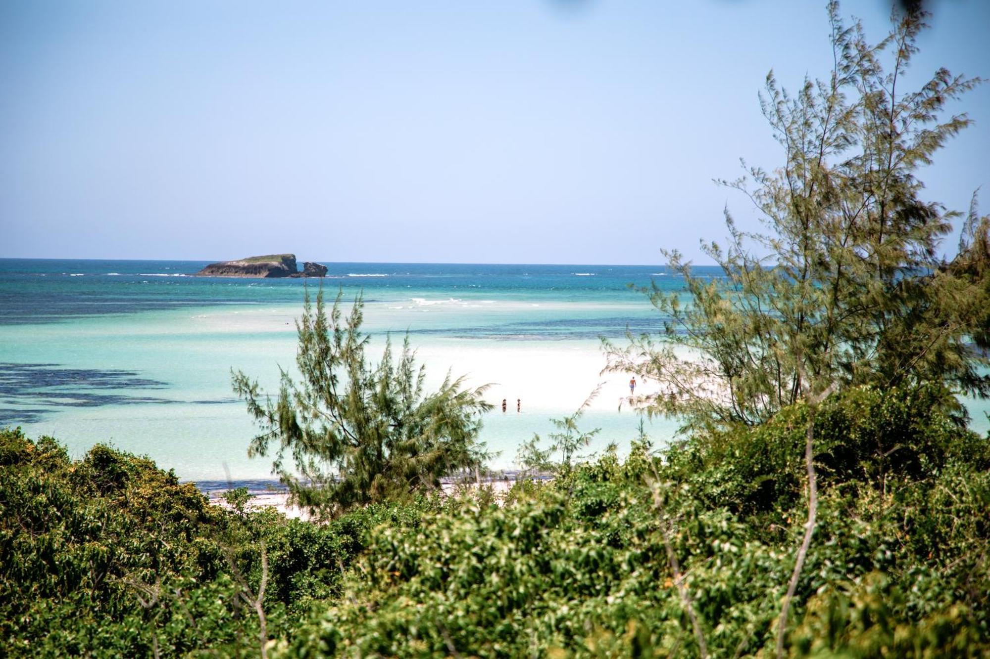 Watamu Beach Cottages B&B エクステリア 写真