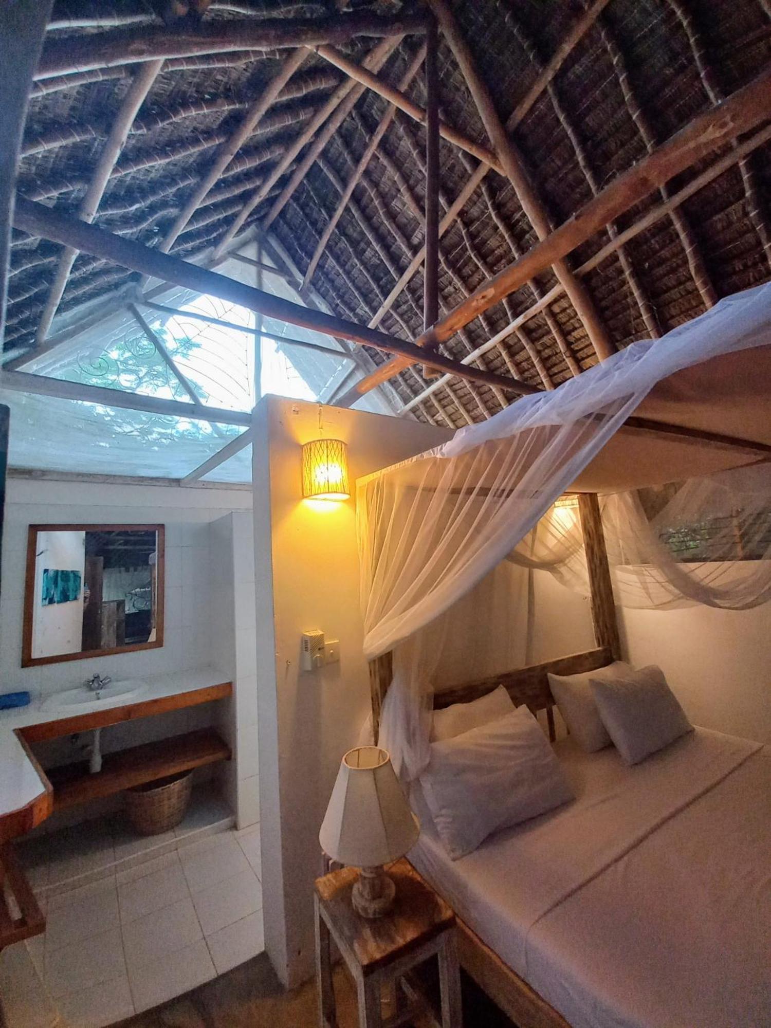 Watamu Beach Cottages B&B 部屋 写真