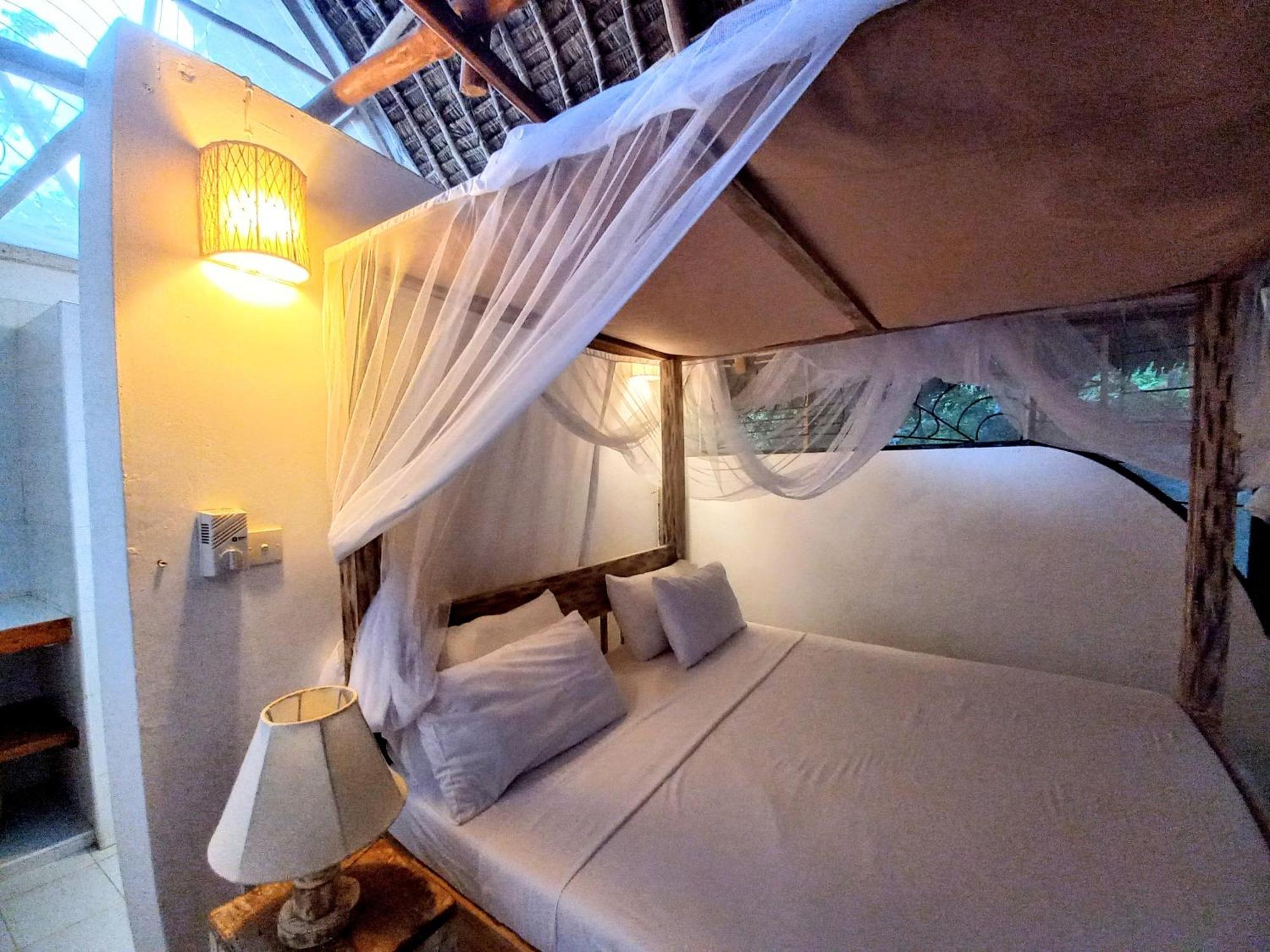 Watamu Beach Cottages B&B 部屋 写真